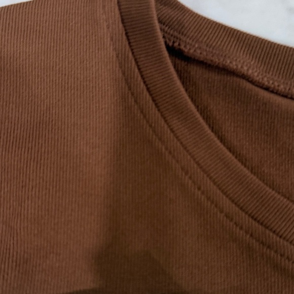 A set of Cream and Brown Crop Tops - Picture 3 of 5